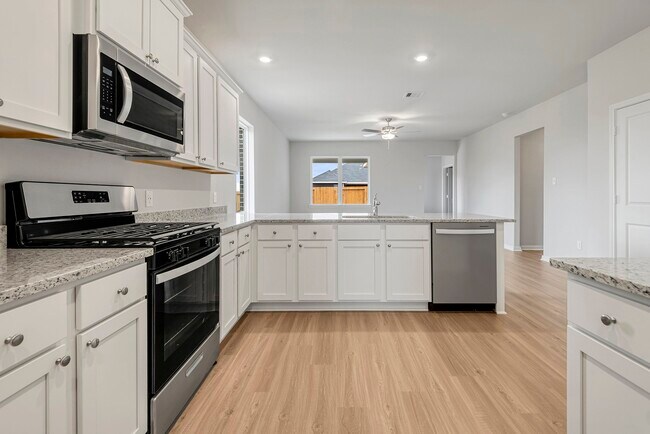 Building Photo - 400 Mystic Slopes Dr