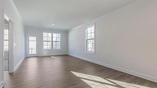 Building Photo - 614 Andrade Dr