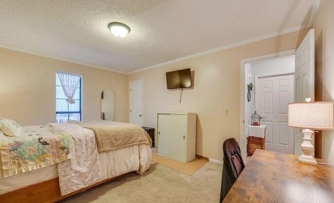 Building Photo - 1813 Todd Dr