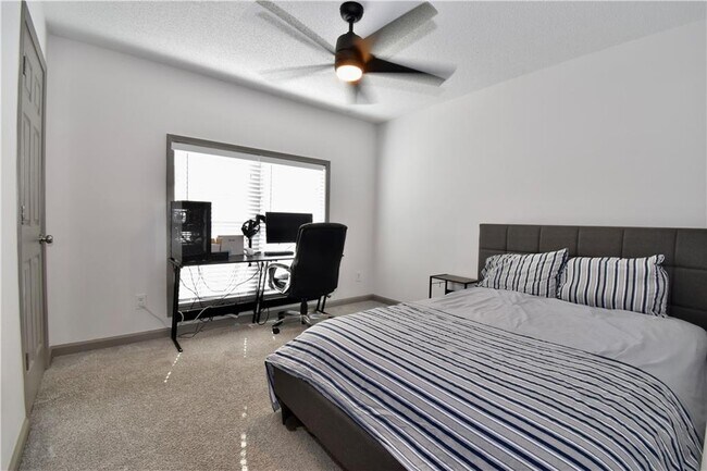 Building Photo - 2582 Candler Way