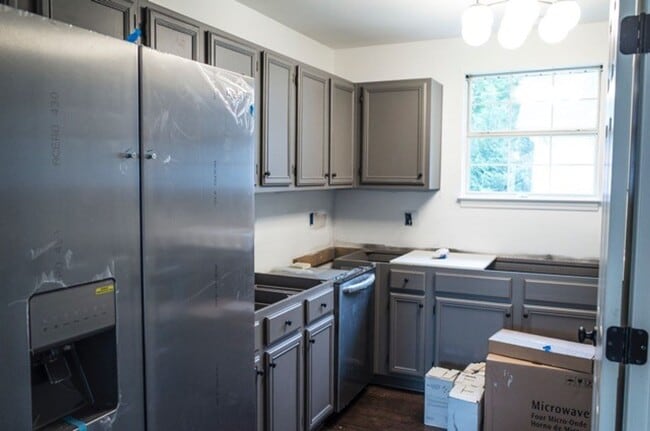 Building Photo - Beautifully Renovated 3BR House in Berry Hill!