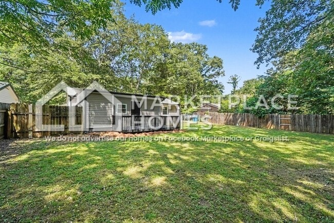 Building Photo - 6538 Voyles Dr