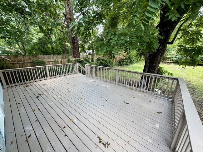 Building Photo - Newly Remodeled 2BR/2BA East Nashville Home with Covered Front Porch, Huge Deck, Spacious Backyar...