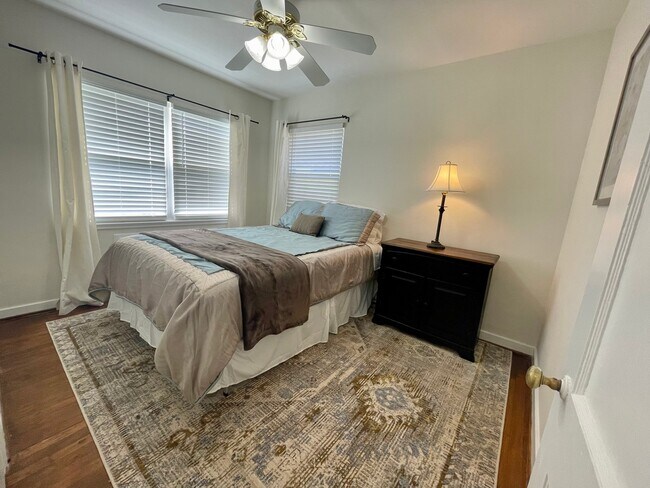 Building Photo - 2533 Miller Park Cir