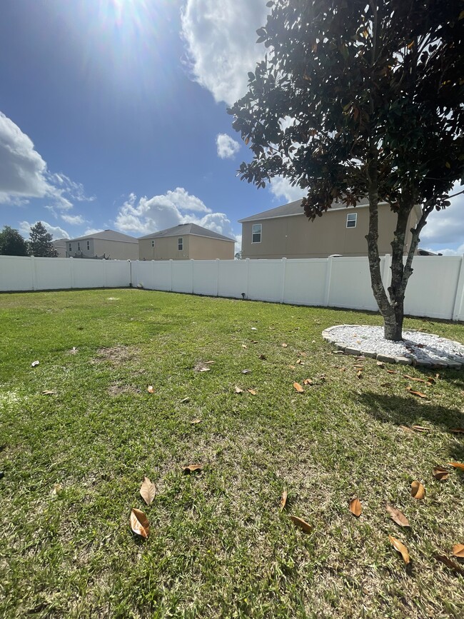 Building Photo - 5013 Magnolia Valley Dr