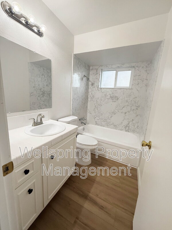 Building Photo - 3251 Mill Springs Dr