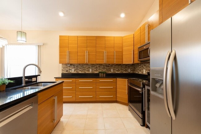 Building Photo - 4030 Forsythe Park Cir