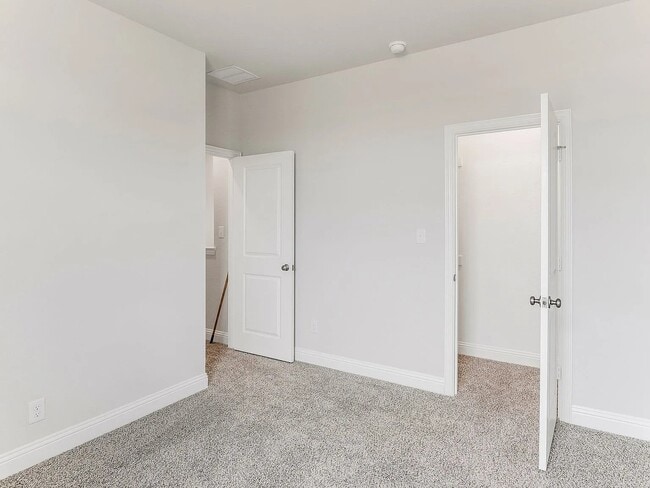 Building Photo - 1219 Triton Dr