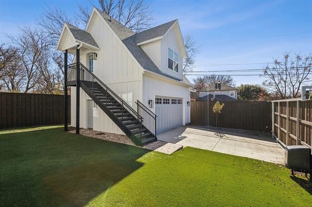 Building Photo - 5800 Goodwin Ave