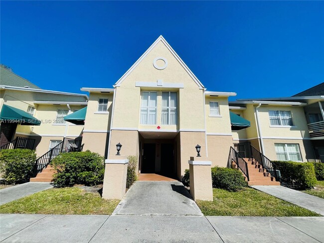 Building Photo - 2829 N Course Dr