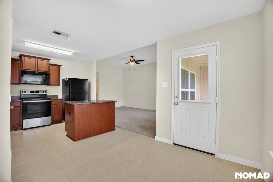 Building Photo - 2331 Golden Brandy Ln