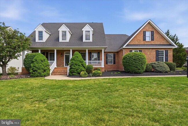 Building Photo - 102 Bramble Ct