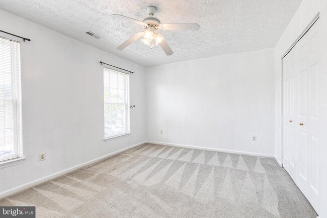 Building Photo - 116 Leeds Creek Cir