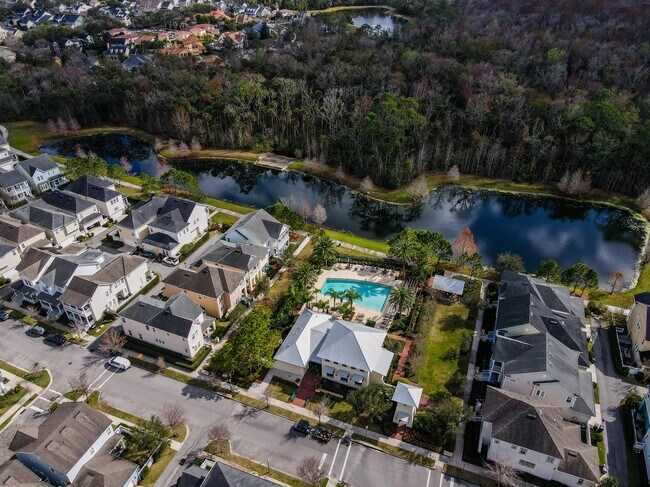 Building Photo - 1442 Resolute St