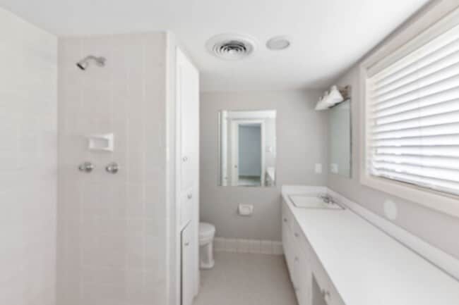 Building Photo - Charming Haven for Rent: Your Ideal Home A...