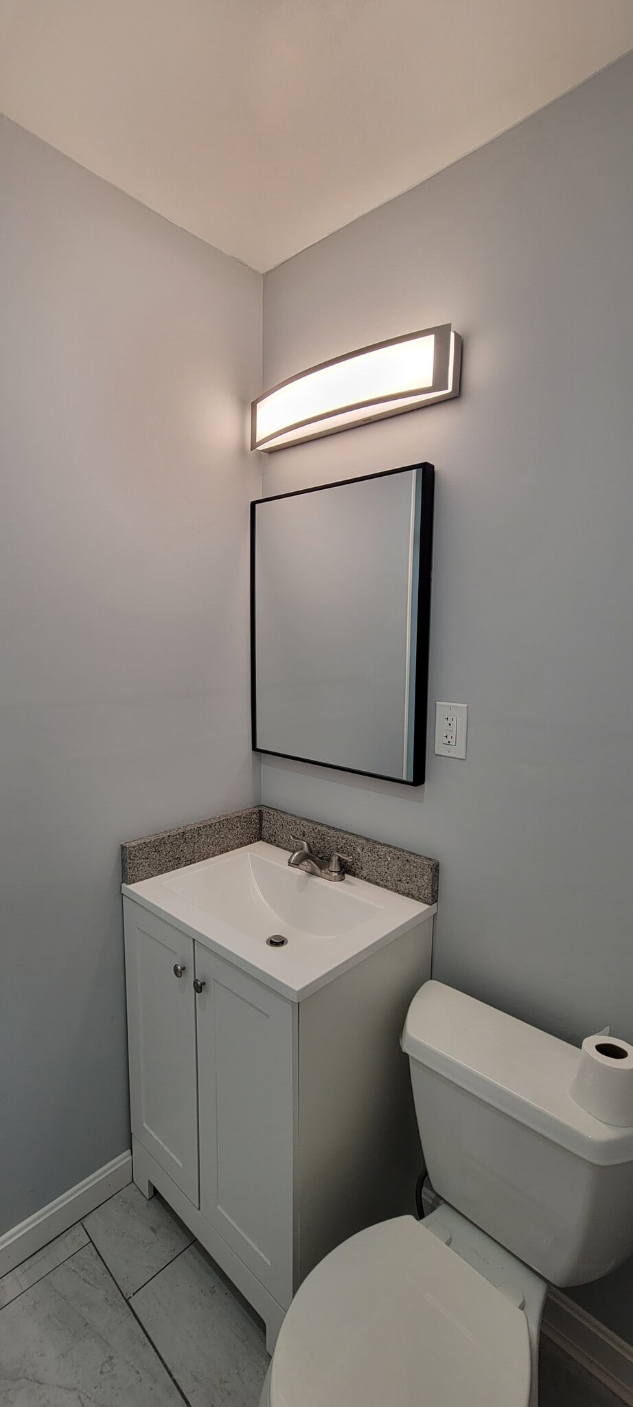 BATHROOM - 274 Plantation St