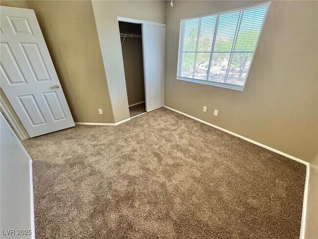 Building Photo - 9001 Haviland Rd