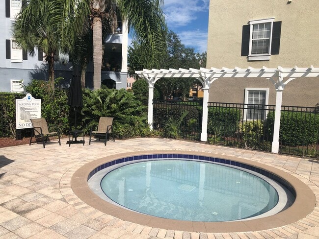 Building Photo - MOVE IN OCTOBER! 3rd floor 3BR/2BA Condo -...