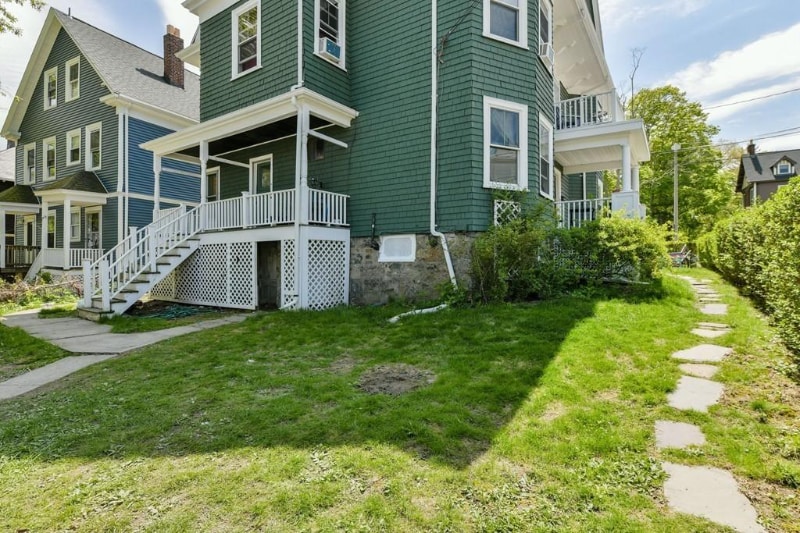 Building Photo - 675 Washington St