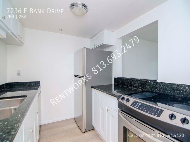 Building Photo - 2bd 1.5 ba  condo.  - Schedule a showing t...