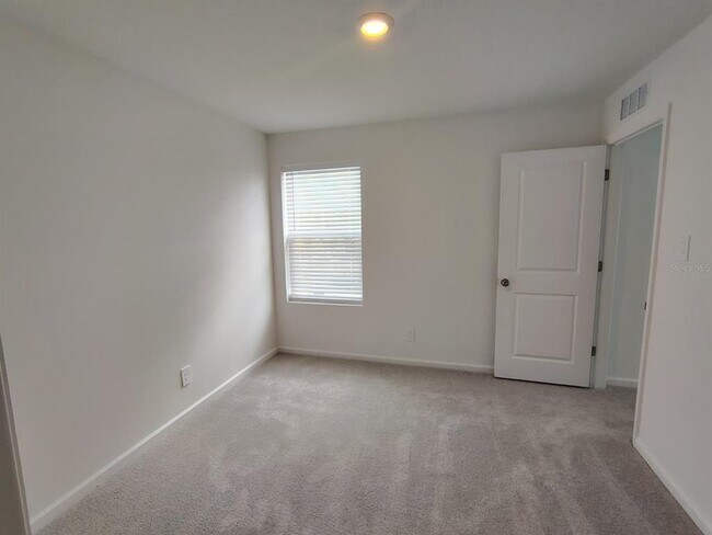 Building Photo - 5542 Pimenta Ct