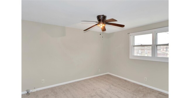 Building Photo - 75 Castle Coombe Ct