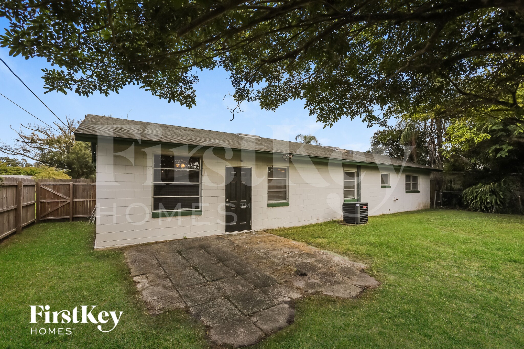 Building Photo - 1381 Viburnum Ln