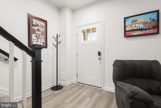 Building Photo - 1624 Aster Ln