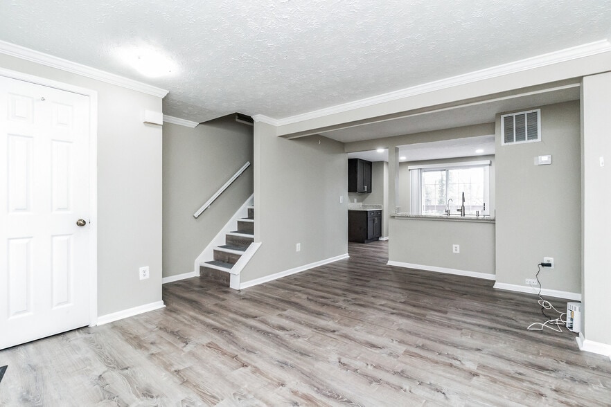 Building Photo - 1933 Belmont Ridge Ct