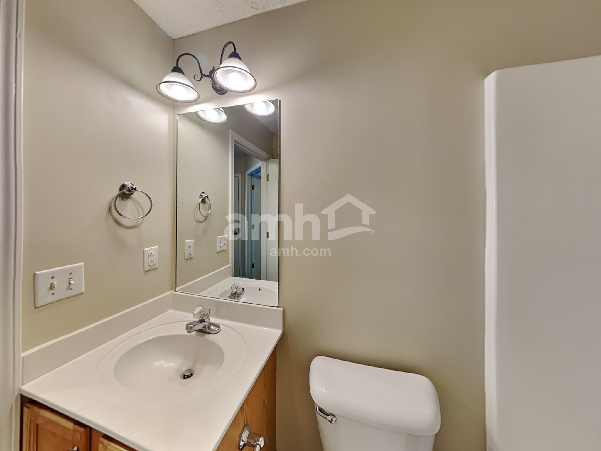 Building Photo - 803 Buckhaven Dr