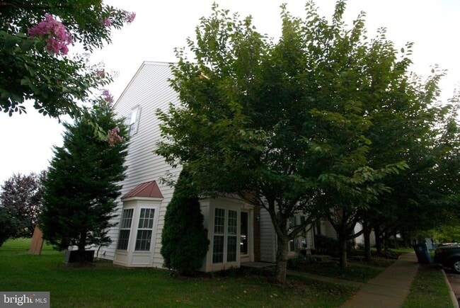 Building Photo - 44501 Potter Terrace