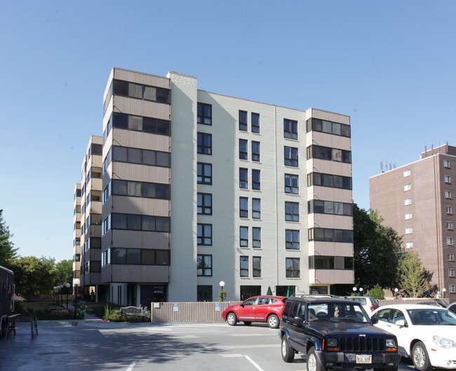 3100 Grand Ave 3100 Grand Ave Des Moines IA 50312 Apartment Finder