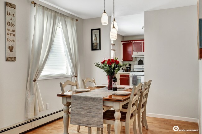 Dining Table - 1726 Cache Dr