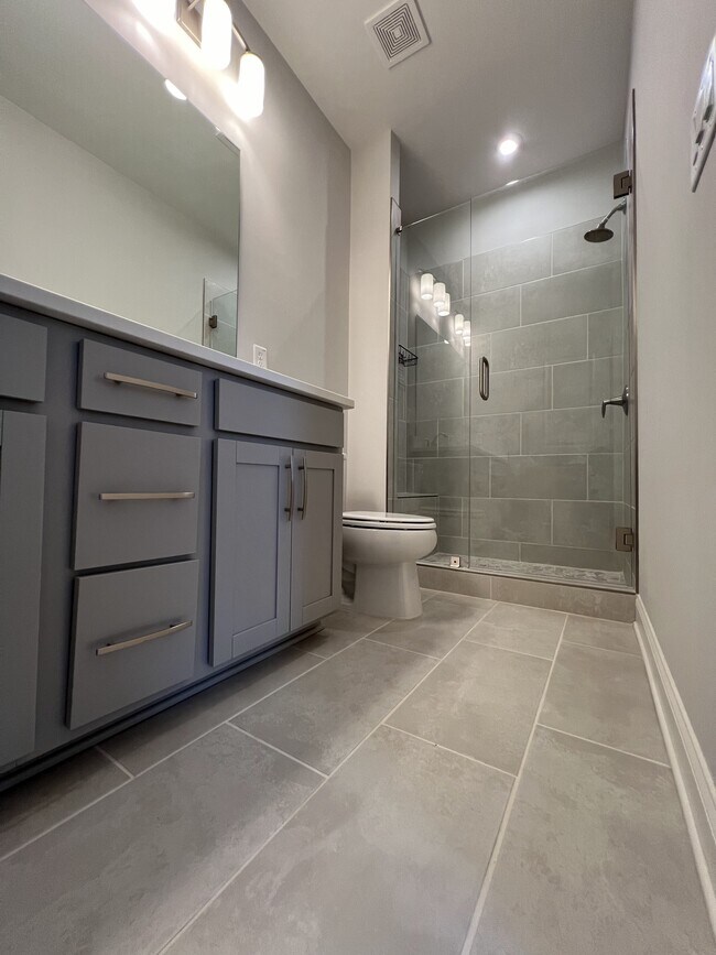 Master Bathroom - 1178 Buice Lake Pky