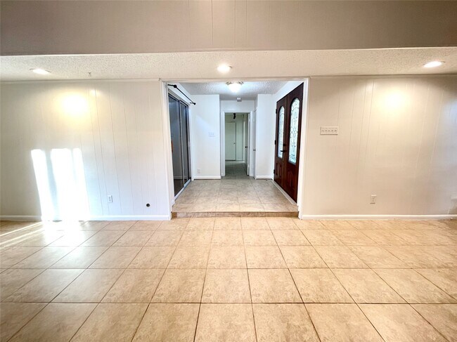 Building Photo - 307 Whitecap Dr