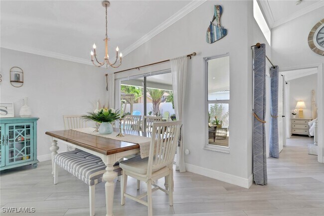 Building Photo - 1151 Jardin Dr