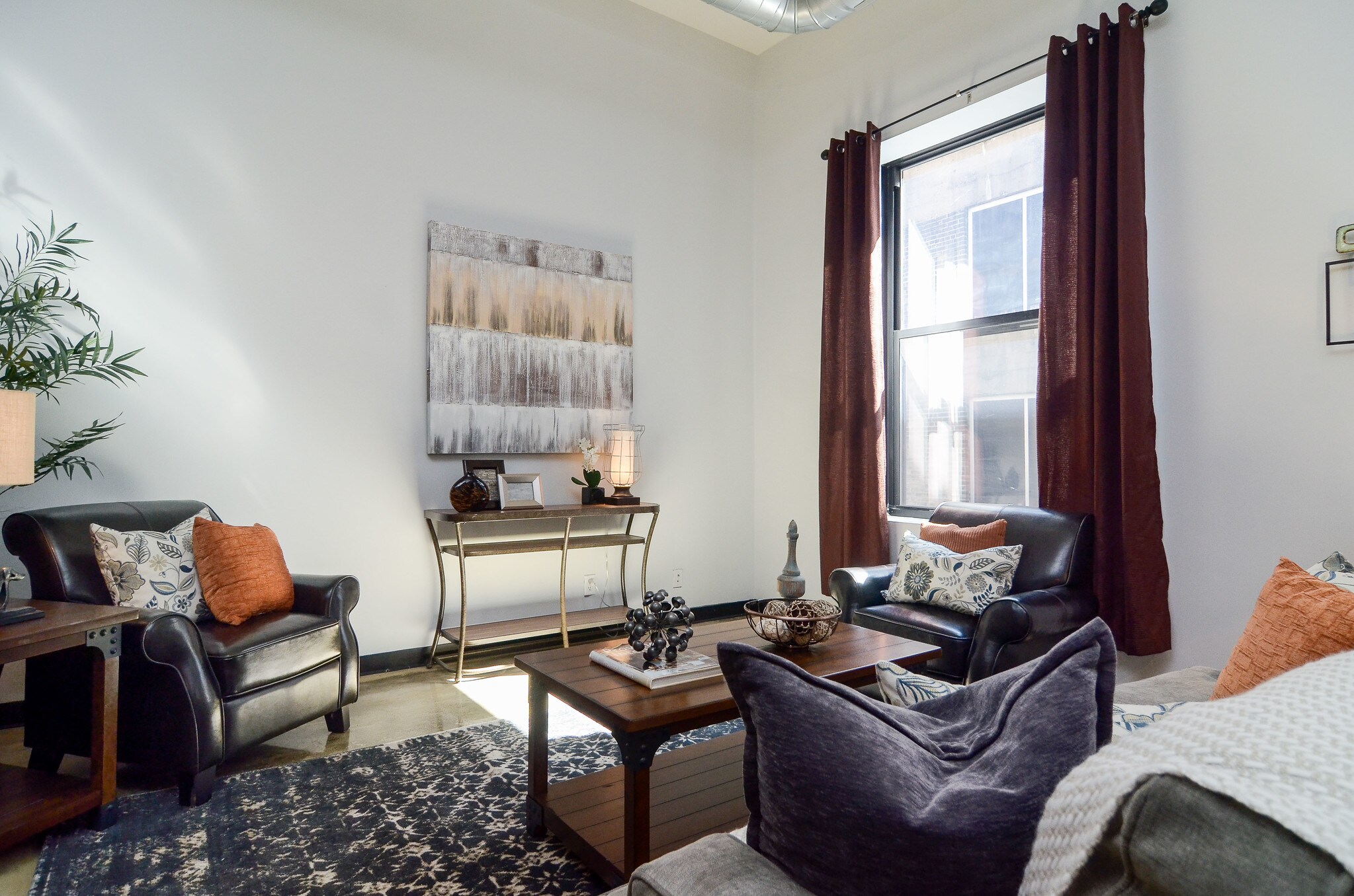 Building Photo - 350 St Peter St