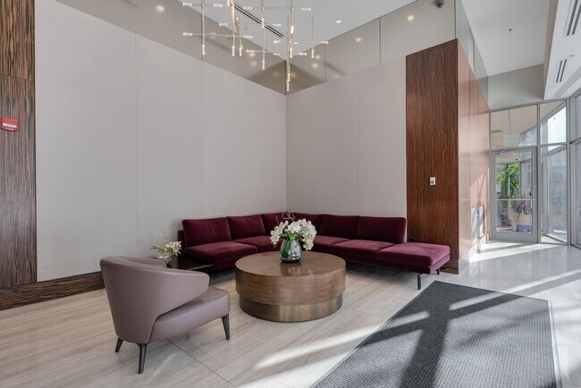 Building Photo - 1235 S Prairie Ave