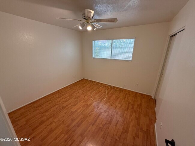 Building Photo - 625 N Brown Ave