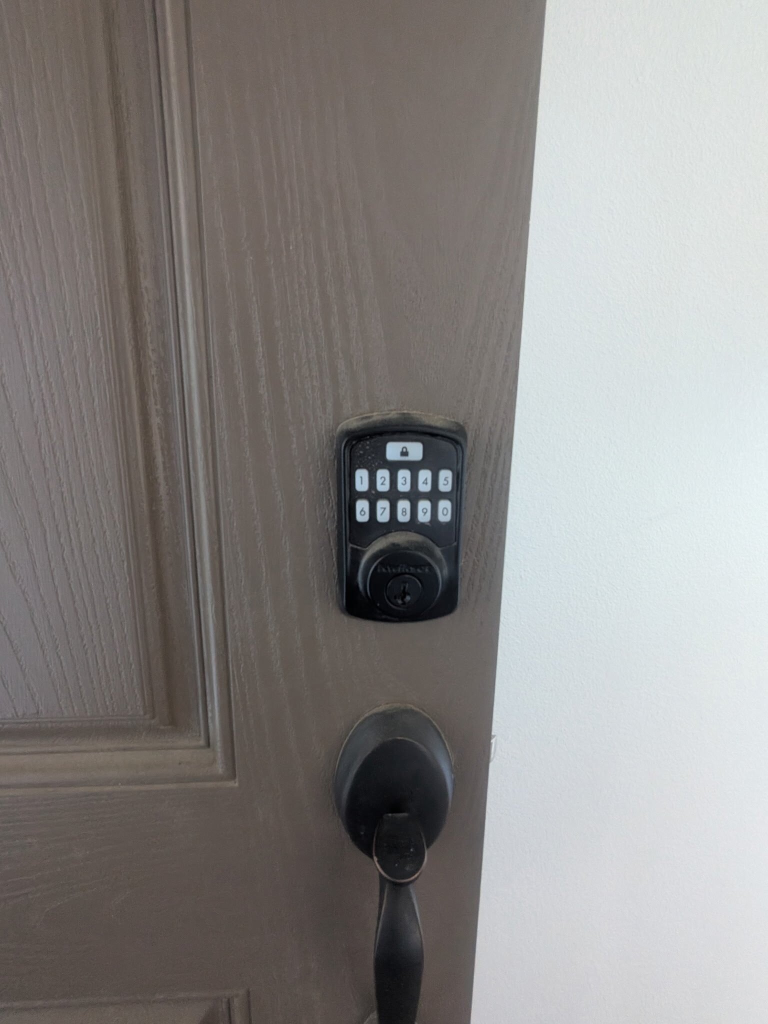 Building Photo - 1301 Iguana Cir