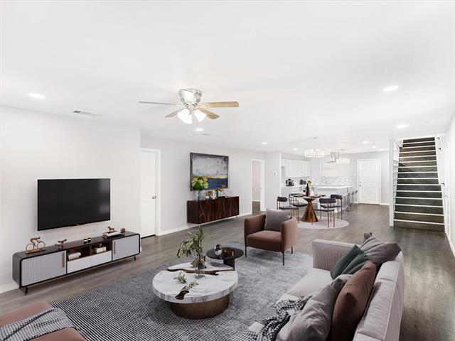 Building Photo - 2438 Lea Crest Dr