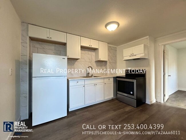 Building Photo - 206 128th St S