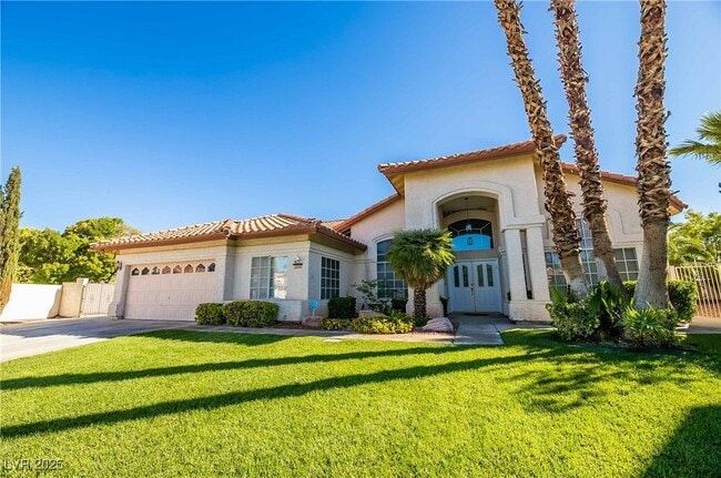 Building Photo - 1400 Castle Crest Dr