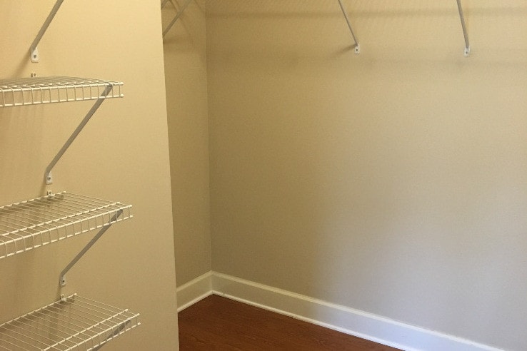 Master Closet - 8401 Callabee Way