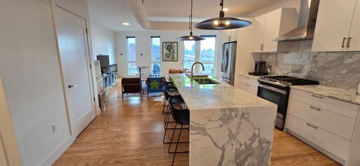 Building Photo - Spacious 2BR/2BA Condo with Fireplace, Balcony & In-Unit Laundry – Pittsburgh