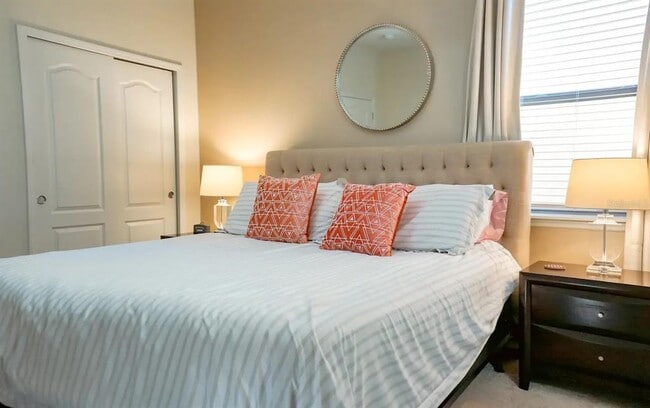 Building Photo - 8977 Rhodes St