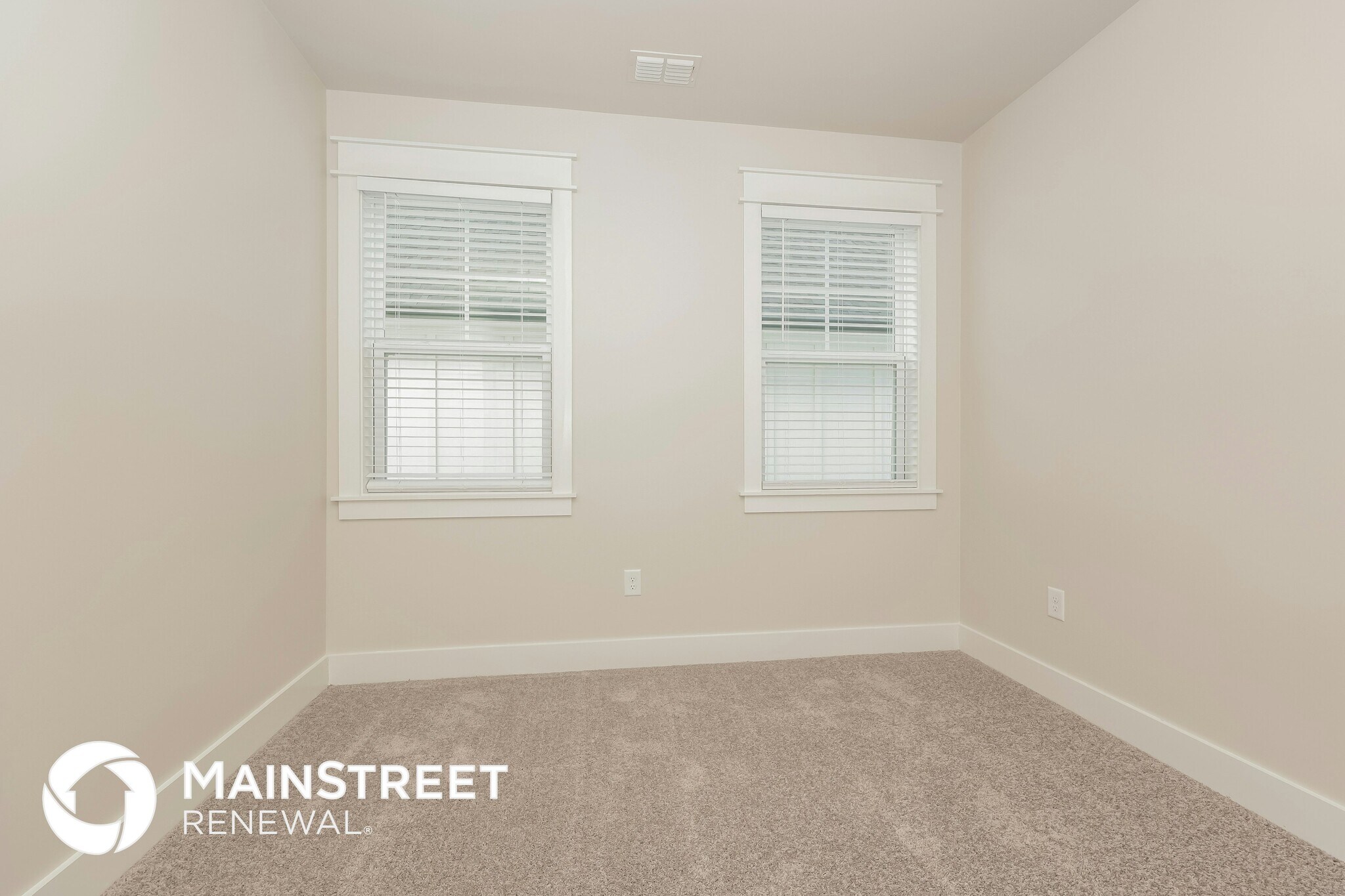 Building Photo - 149 Oasis Dr