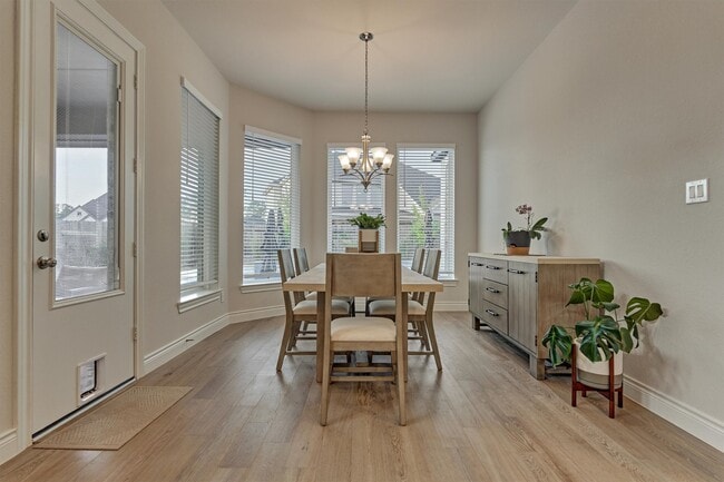 Building Photo - 15230 Tree Swallow Ct