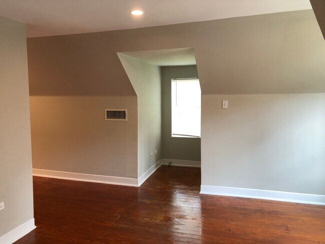 Building Photo - 3 bedroom house in The Avenues of Huntsville