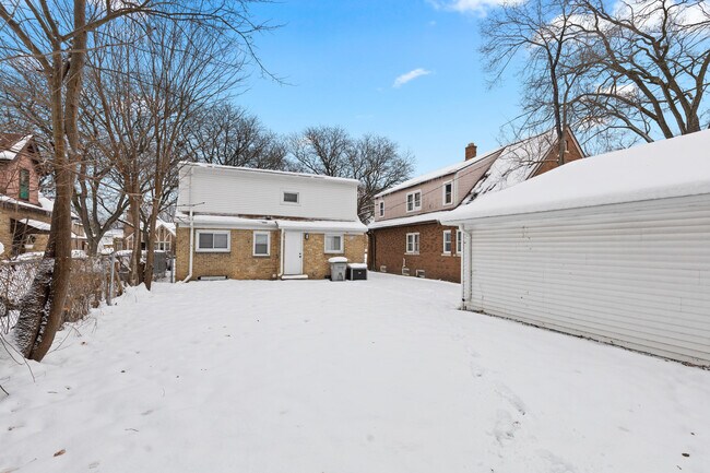 Building Photo - 4109 N 40th St